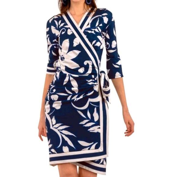 Gretchen Scott Wrap Me Up Dress 3/4 Sleeve Stretch Size M Blue Jersey Geo Print - Picture 2 of 14